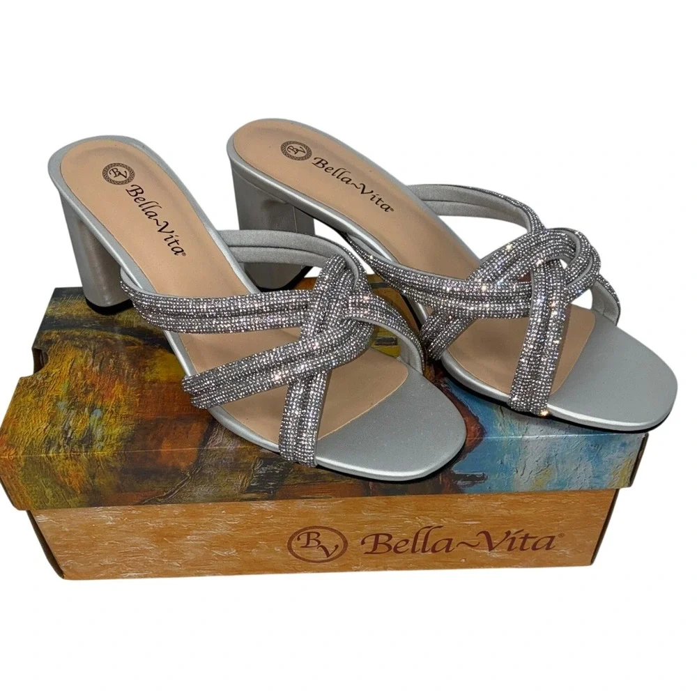Bella Vita Carmen Silver Suede w/ Stones Slide Heel Sandals 9W Wide 2.5